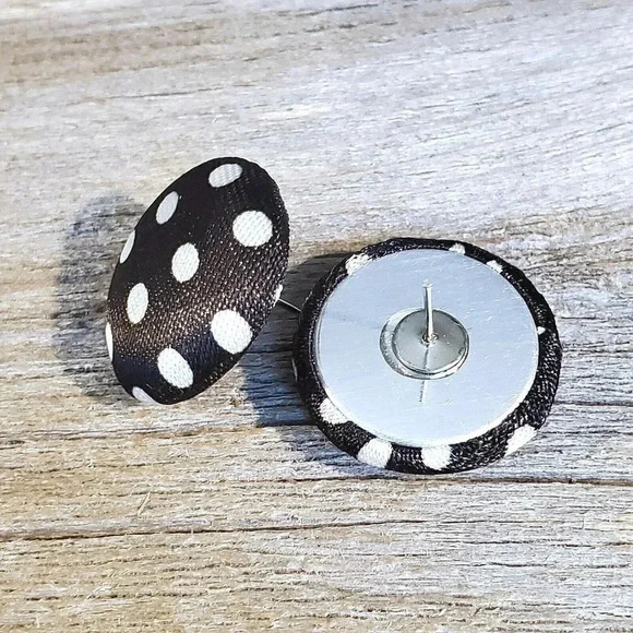 Polka Dot Black White Pretty Woman Round Silk Blend Fabric Button Earrings - Picture 5 of 6